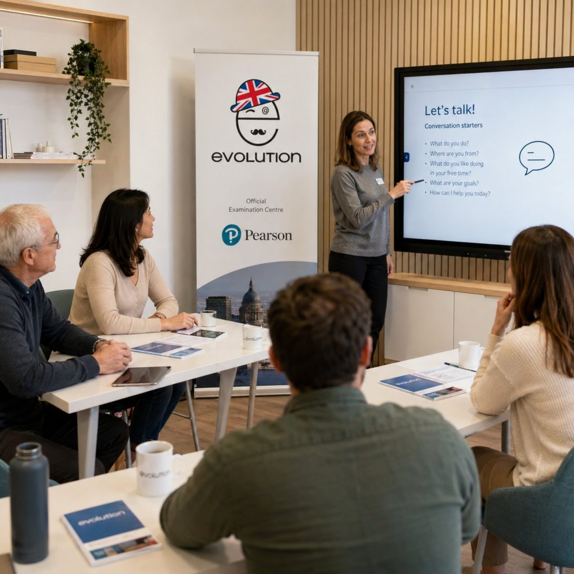 Lezione di inglese con studenti in aula Evolution e Pearson